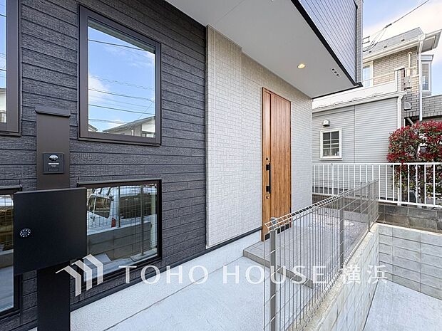 お住まいの顔となる玄関。