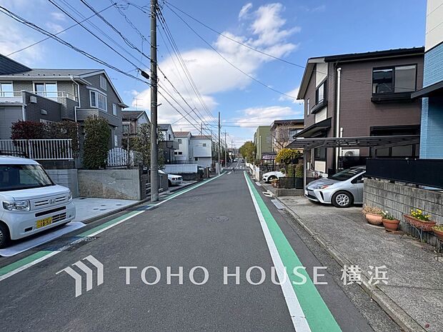 生活利便に優れた住環境に立地し、ゆとりある生活が送れます。