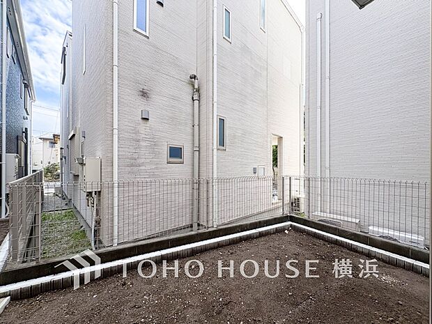 毎日の暮らしの中に癒しを与えてくれるお庭スペース。