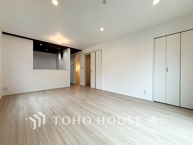 集いの場、憩いの場としての快適性を求めたやすらぎの空間です。
