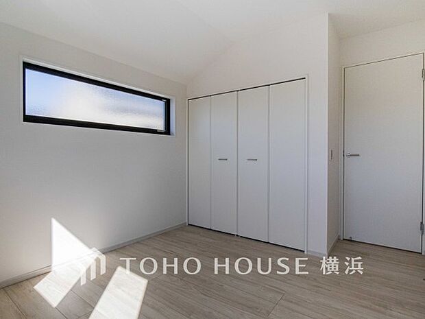 収納スペースもあり、生活しやすい居住スペースです。