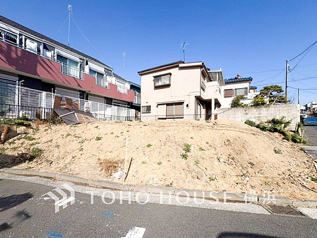 通風・採光にも優れ、心地よい光と風が溢れています。(2026年3月撮影)