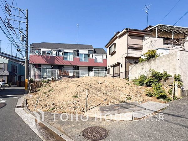 良質な環境に暮らす永住の邸がここに誕生します。（2026年3月撮影）