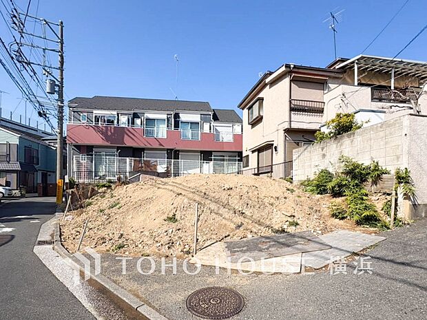 良質な環境に暮らす永住の邸がここに誕生します。(2026年3月撮影)