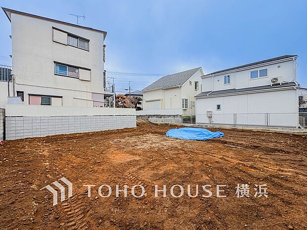 暖かな陽光と爽やかな風がハーモニーを奏でる上質な空間を愉しむ暮らし。(2026年3月撮影)