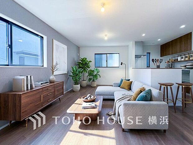 寛ぎとコミュニケーションを育む居心地のよい場所。(家具・装飾品はAI加工です)