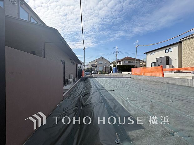 暖かな陽光と爽やかな風がハーモニーを奏でる上質な空間を愉しむ暮らし。(2026年3月撮影)