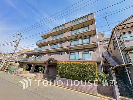 時間のゆとりと空間、爽やかな陽光がもたらす光と風を贅沢なまでに感じる暮らしが始まります。