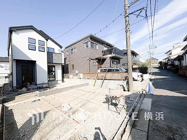 生活利便に優れた住環境に立地し、ゆとりある生活が送れます。