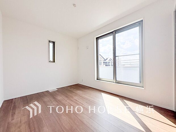 収納スペースもあり、生活しやすい居住スペースです。