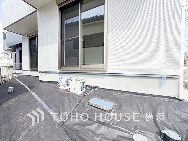 毎日の暮らしの中に癒しを与えてくれるお庭スペース。