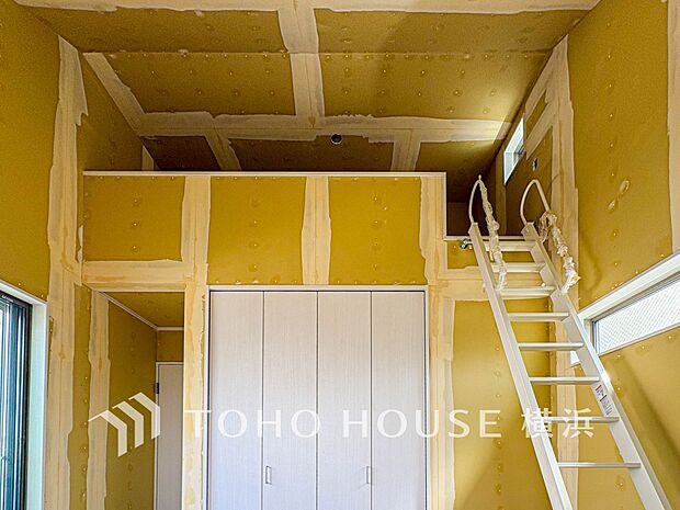 ロフト。多目的に使える便利な空間。（2026年3月撮影）