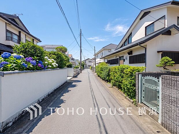 時間のゆとりと空間、爽やかな陽光がもたらす光と風を贅沢なまでに感じる暮らしが始まります。