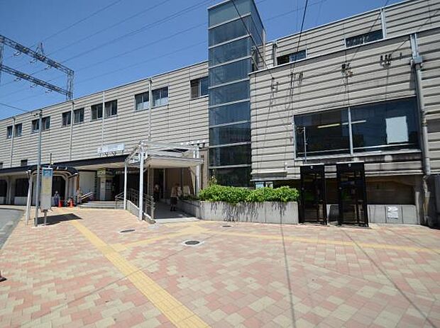 東急田園都市線「宮前平」駅　1120m　「渋谷」駅までの所要時間は各駅停車で約30分。宮前区役所の最寄駅です。 