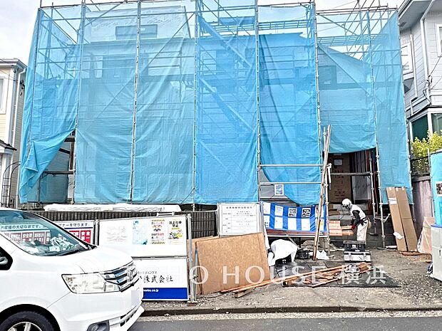 お住まいの顔となる玄関。住まう方のプライドを満たすクオリティを備えています。（2026年4月撮影）