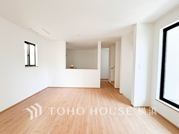 集いの場、憩いの場としての快適性を求めたやすらぎの空間です。