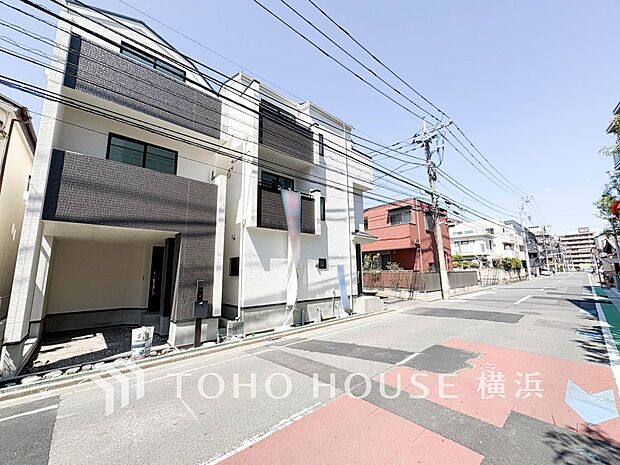 生活利便に優れた住環境に立地し、ゆとりある生活が送れます。