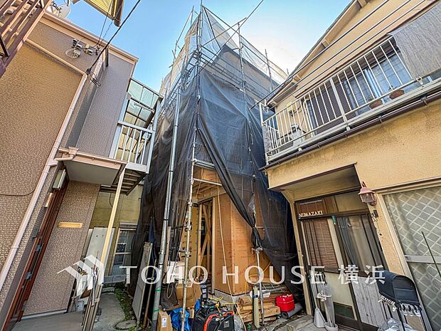 お住まいの顔となる玄関。（2026年4月撮影）