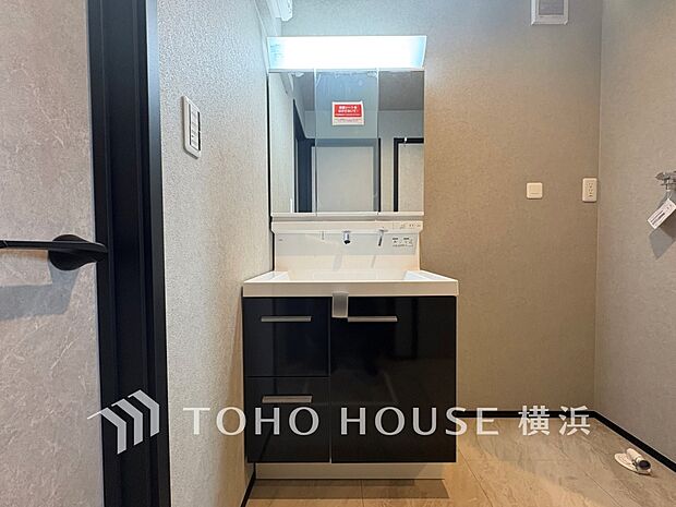 ご家族の1日が始まり、1日の終わりを締めくくる洗面空間。