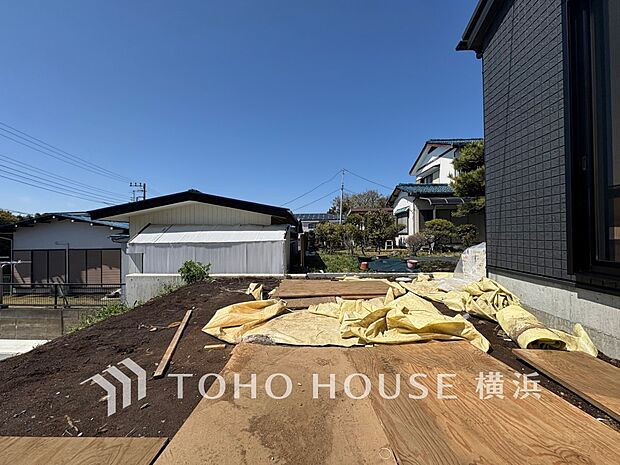 毎日の暮らしの中に癒しを与えてくれるお庭スペース。