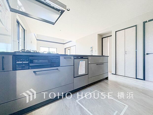 快適な日常を支える機能性と強さがひとつになったキッチンです。