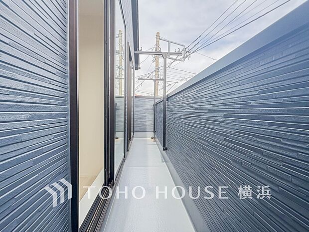 お部屋にも爽やかな風と暖かく柔らかな日差しが差し込み、毎日の暮らしを豊かに彩ります。