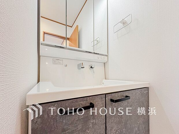 ご家族の1日が始まり、1日の終わりを締めくくる洗面空間。