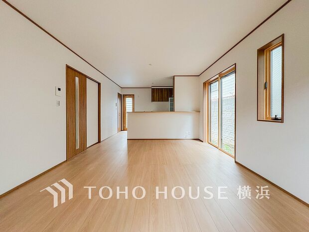 ここはみんなが集い、食事と楽しい会話が始まるスペース。