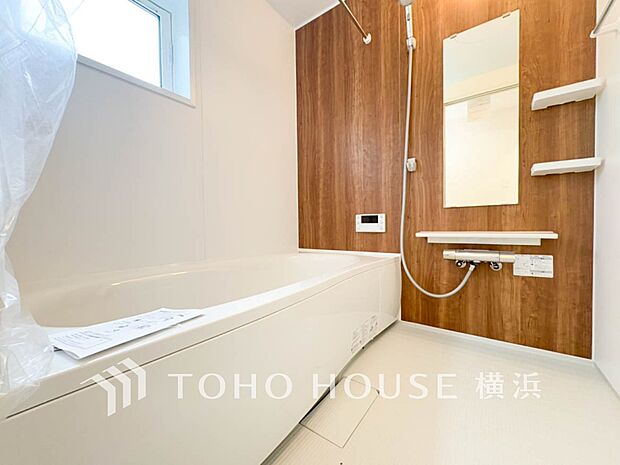 一日の疲れが癒される優雅な時間を堪能できるゆとりあるバスルームです。