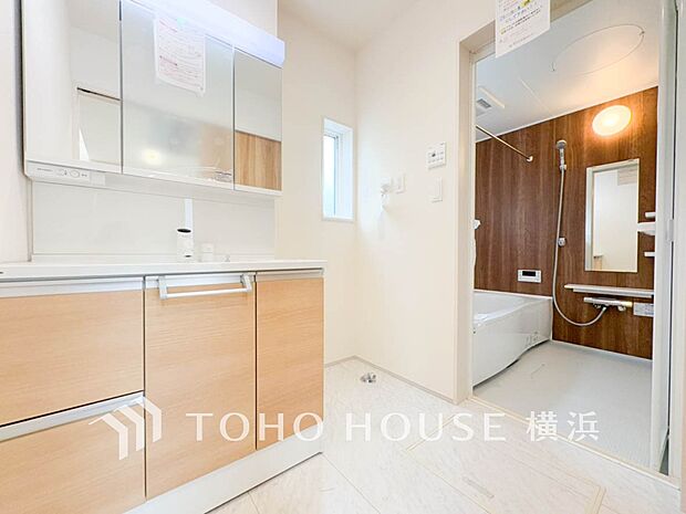 ご家族の1日が始まり、1日の終わりを締めくくる洗面空間。