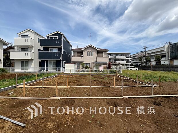 街並み全体のデザインへの拘りと充実した設備はきっとご満足いただける筈。(2026年4月撮影)