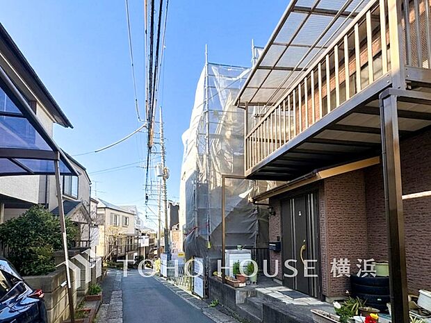 表現された空間は豊かな光と風を纏い、暮らしの時間を豊かにしてくれます。（2026年4月撮影）