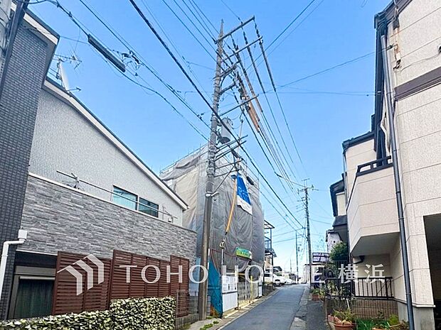 良質な環境に暮らす永住の邸がここに誕生します。（2026年4月撮影）