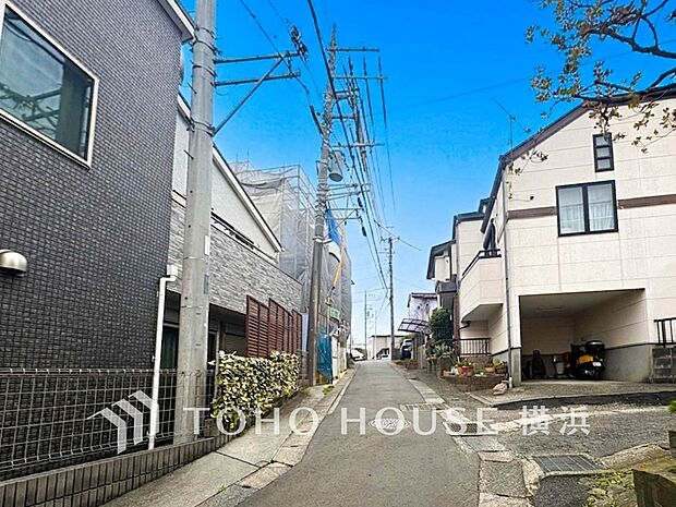 四季折々の変化を楽しめる心地よい場所となりそうなロケーションです。（2026年4月撮影）