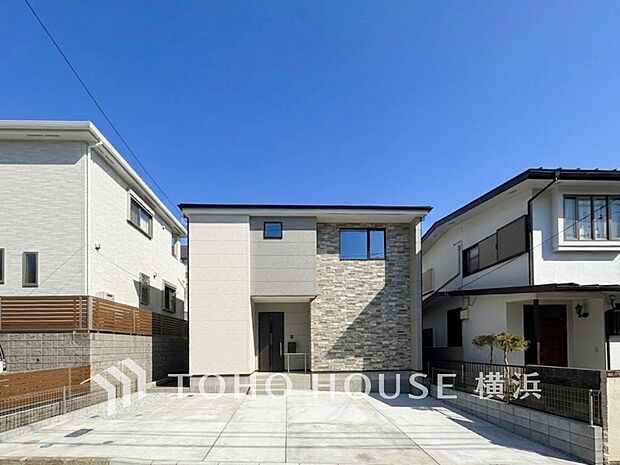 時間のゆとりと空間、爽やかな陽光がもたらす光と風を贅沢なまでに感じる暮らしが始まります。