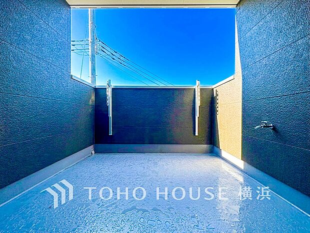 お部屋にも爽やかな風と暖かく柔らかな日差しが差し込み、毎日の暮らしを豊かに彩ります。