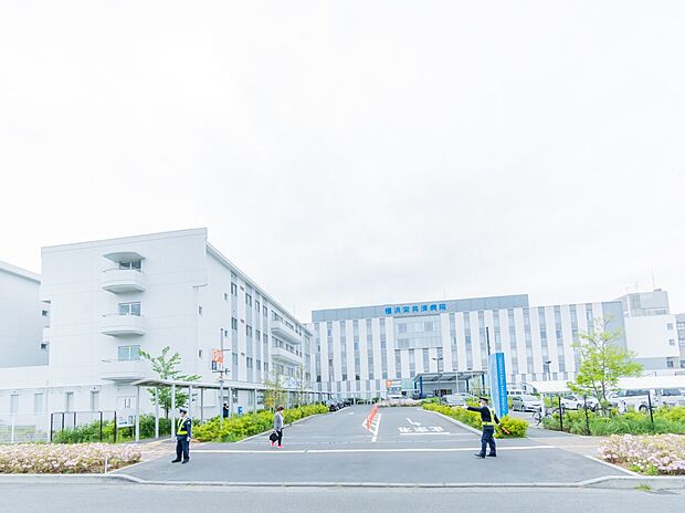 国家公務員共済組合連合会横浜栄共済病院 1400m 地域の皆様の健康を支える病院として、安全で安心できる医療の提供に努めています。