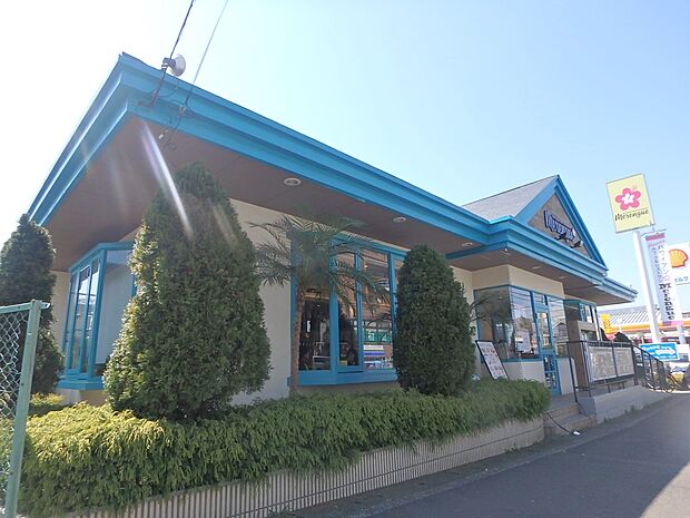 Hawaiian Cafe Merengue Merengue 岸根公園店　900m　ハワイカフェレストラン。こだわりのロコフードやパンケーキは手作りで美味しさとボリュームが自慢。 