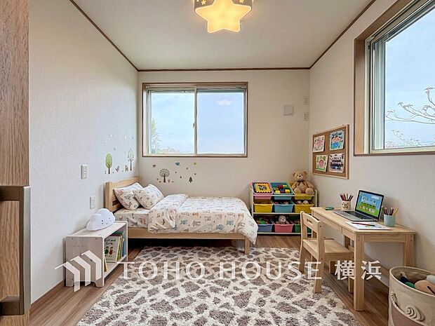 自分時間を快適に過ごせるお部屋。※生成AIによるイメージです。家具・小物は販売価格に含まれません。