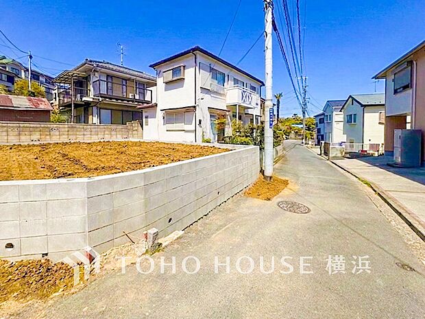穏やかな住環境で子育てファミリーにもおすすめです。（2026年4月撮影）