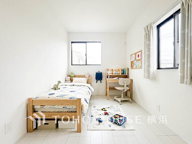 穏やかな寛ぎを届けるお部屋。※生成AIによるイメージです。家具・小物は販売価格に含まれません。