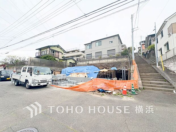 表現された空間は豊かな光と風を纏い、暮らしの時間を豊かにしてくれます。(2026年4月撮影)