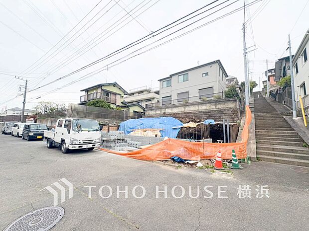 暖かな陽光と爽やかな風がハーモニーを奏でる上質な空間を愉しむ暮らし。(2026年4月撮影)