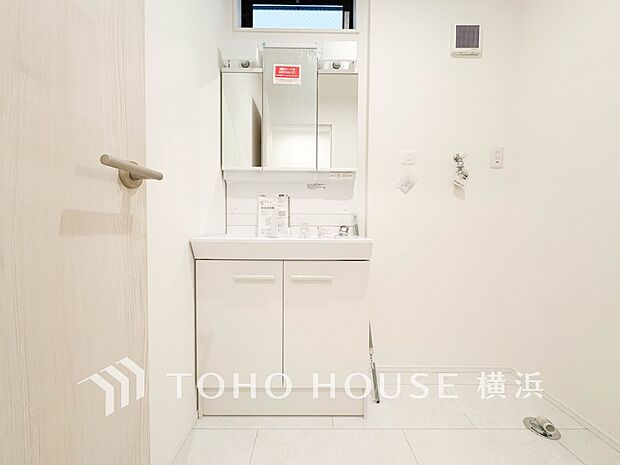ご家族の1日が始まり、1日の終わりを締めくくる洗面空間。