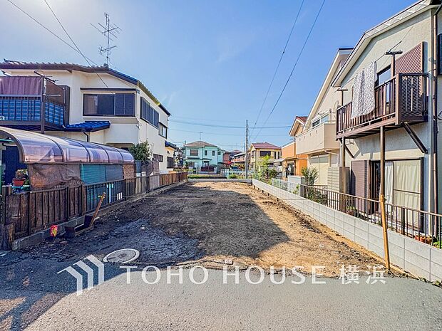 良質な環境に暮らす永住の邸がここに誕生します。(2026年4月撮影)