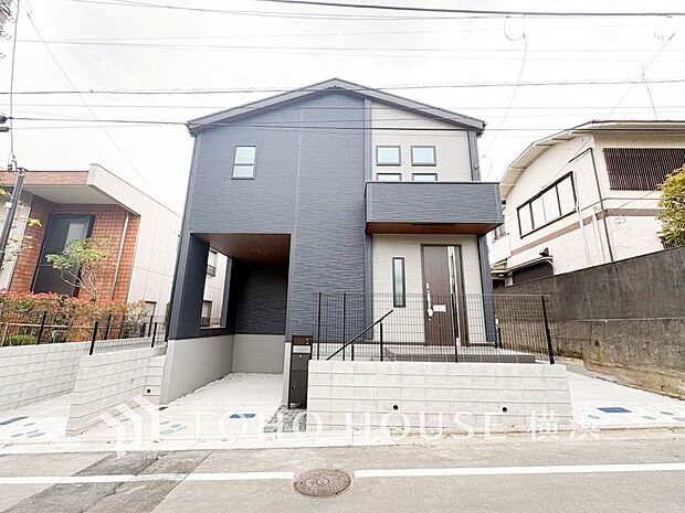 生活利便に優れた住環境に立地し、ゆとりある生活が送れます。