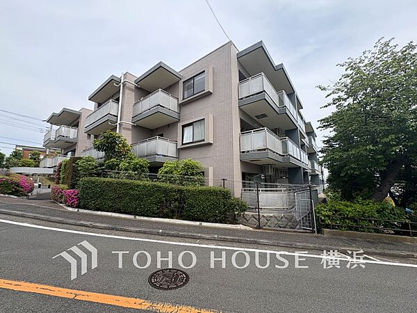 子育て環境、生活利便に優れた住環境に立地し、ゆとりある生活が送れます。