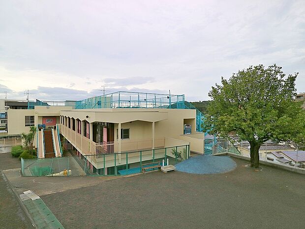 神ノ木保育園　600m　毎週火曜日に園庭を開放しています。1歳児から給食体験もありますので、お子様と一緒に見学に。 