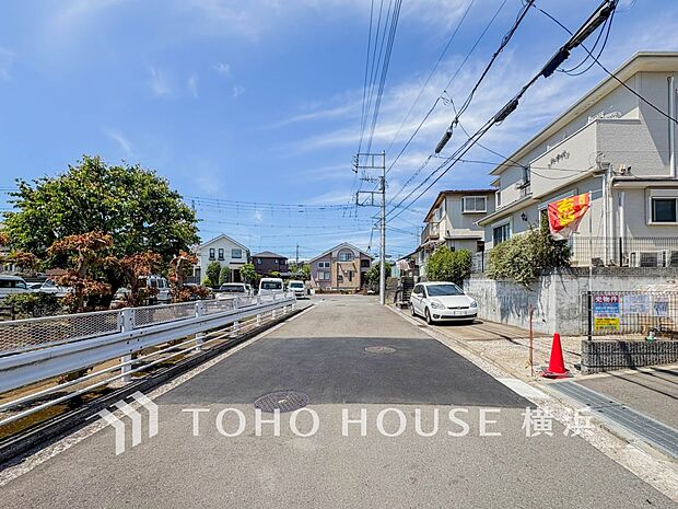 時間のゆとりと空間、爽やかな陽光がもたらす光と風を贅沢なまでに感じる暮らしが始まります。