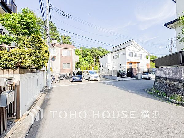 時間のゆとりと空間、爽やかな陽光がもたらす光と風を贅沢なまでに感じる暮らしが始まります。